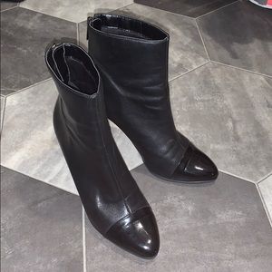 Audrey Brooke Black Leather Boots